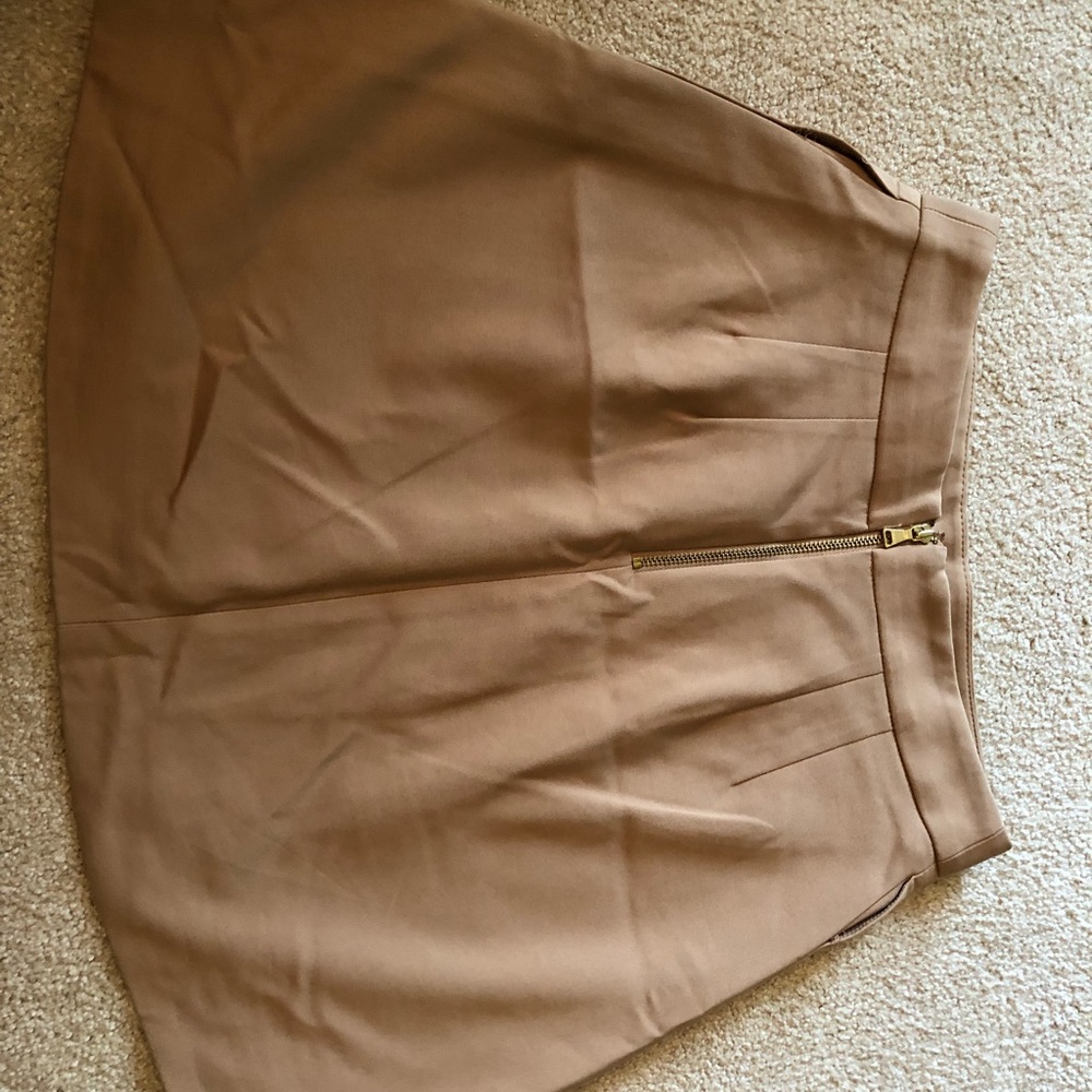 Express Beige Tan Camel Solid Back Zip Flare A Li… - image 4